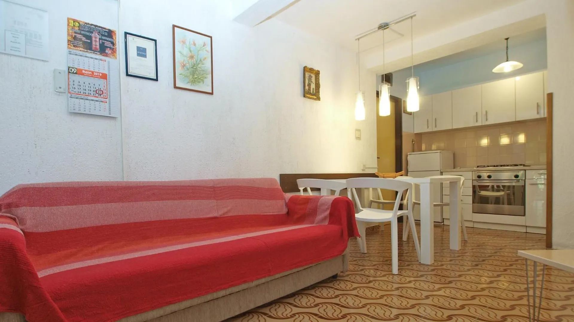 Apartments Branko 1348 Пула