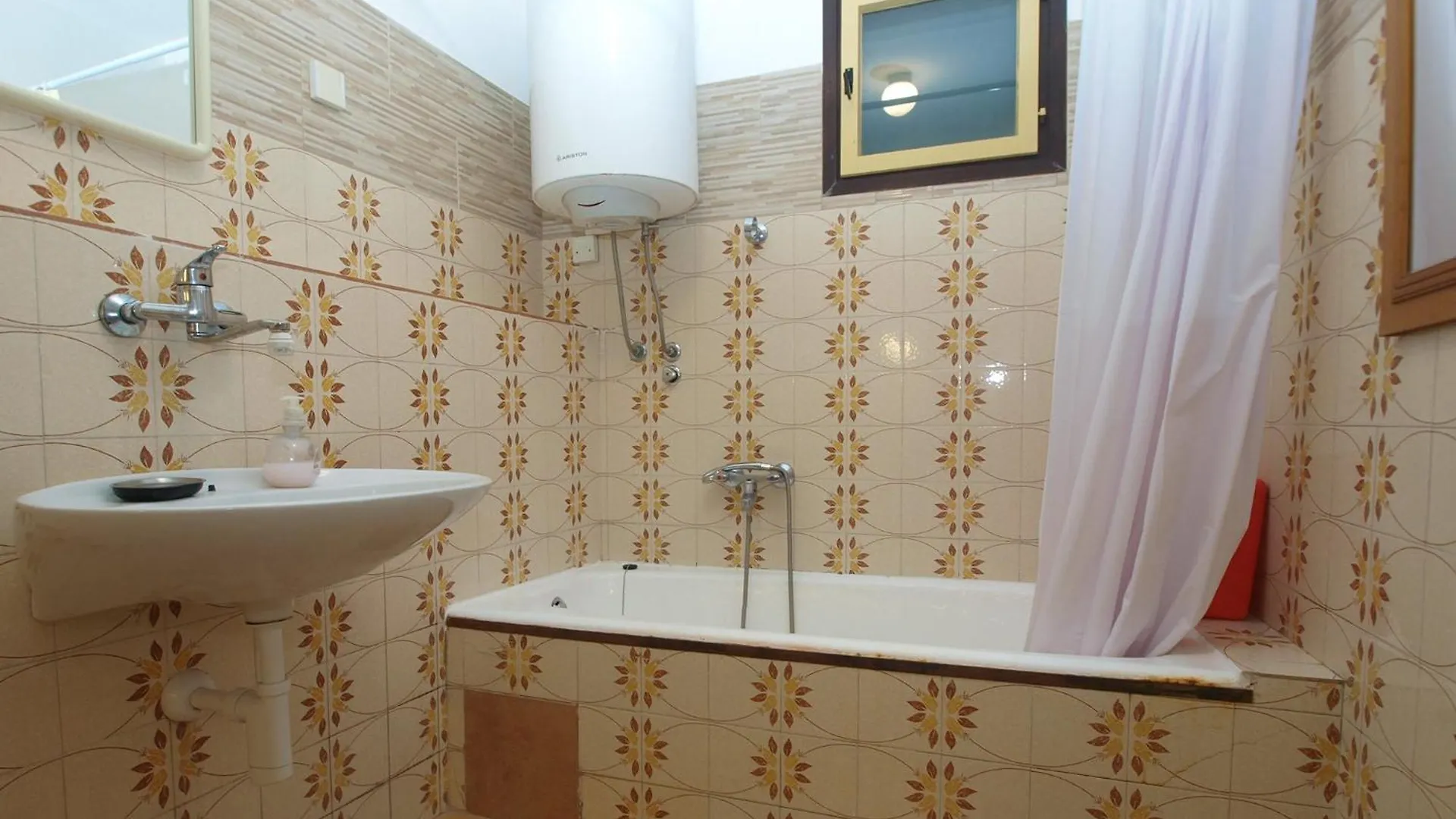 Apartments Branko 1348 Пула