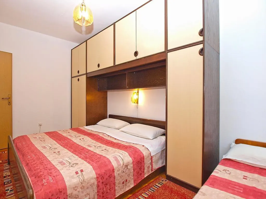 Apartments Branko 1348 Пула