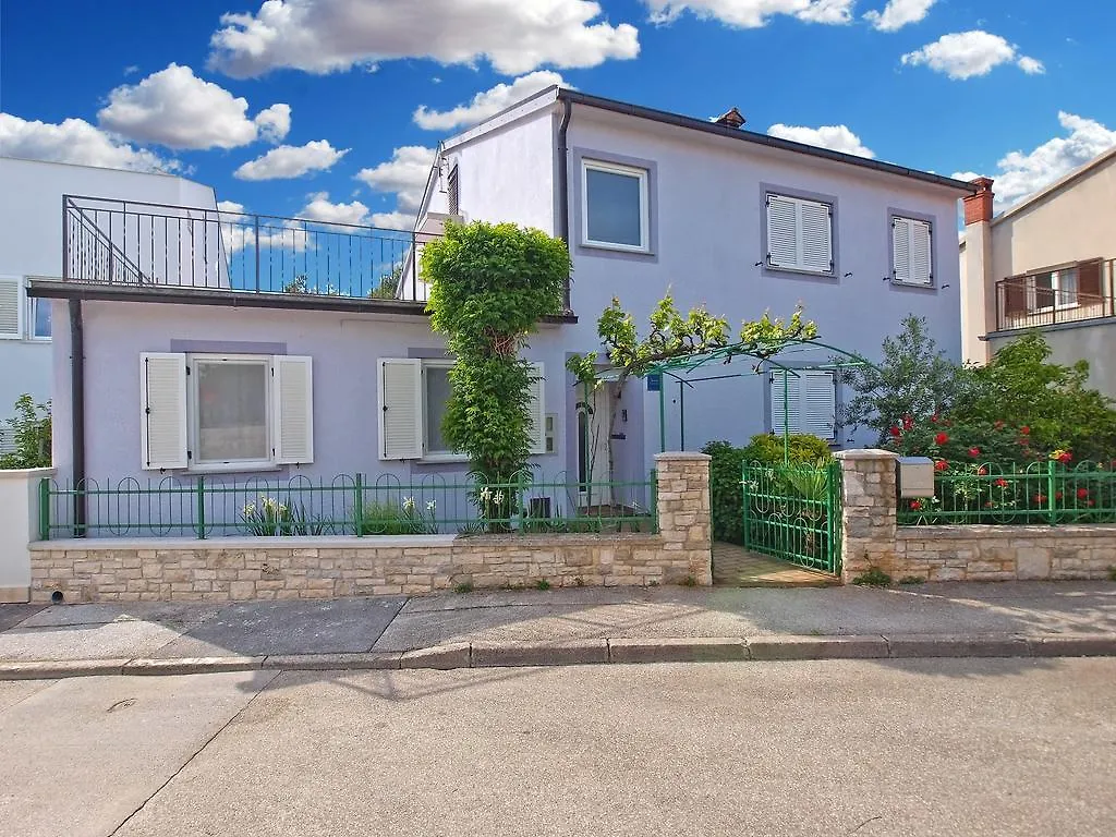 Apartments Branko 1348 Пула