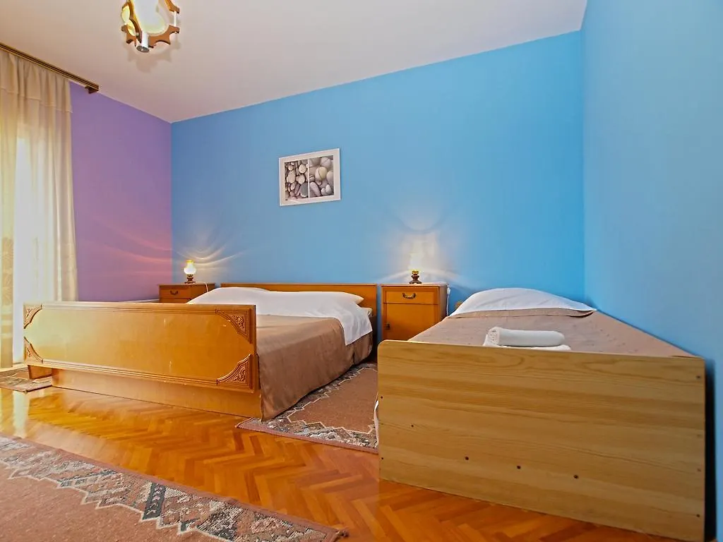 Apartments Branko 1348 Пула