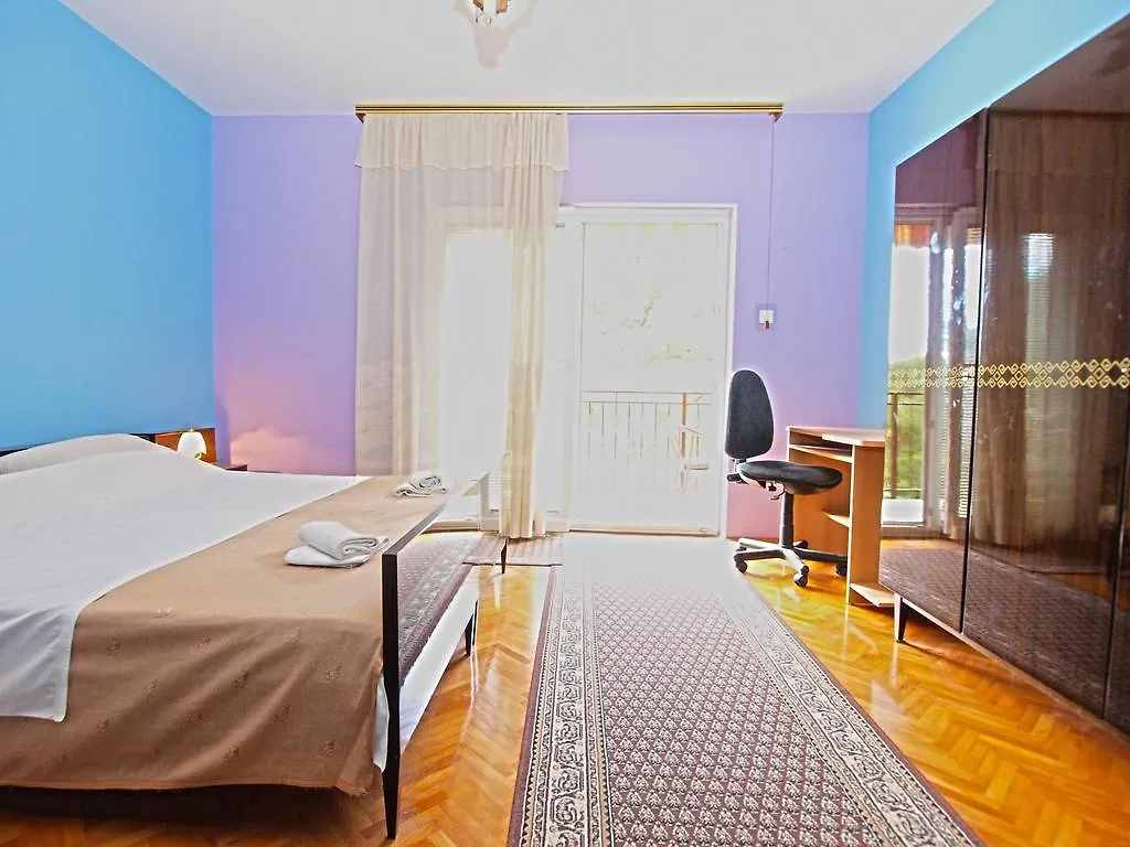 Apartments Branko 1348 Пула