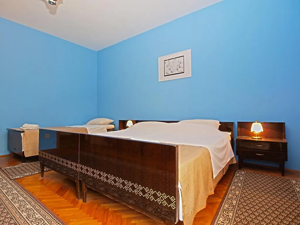 Apartments Branko 1348 Пула