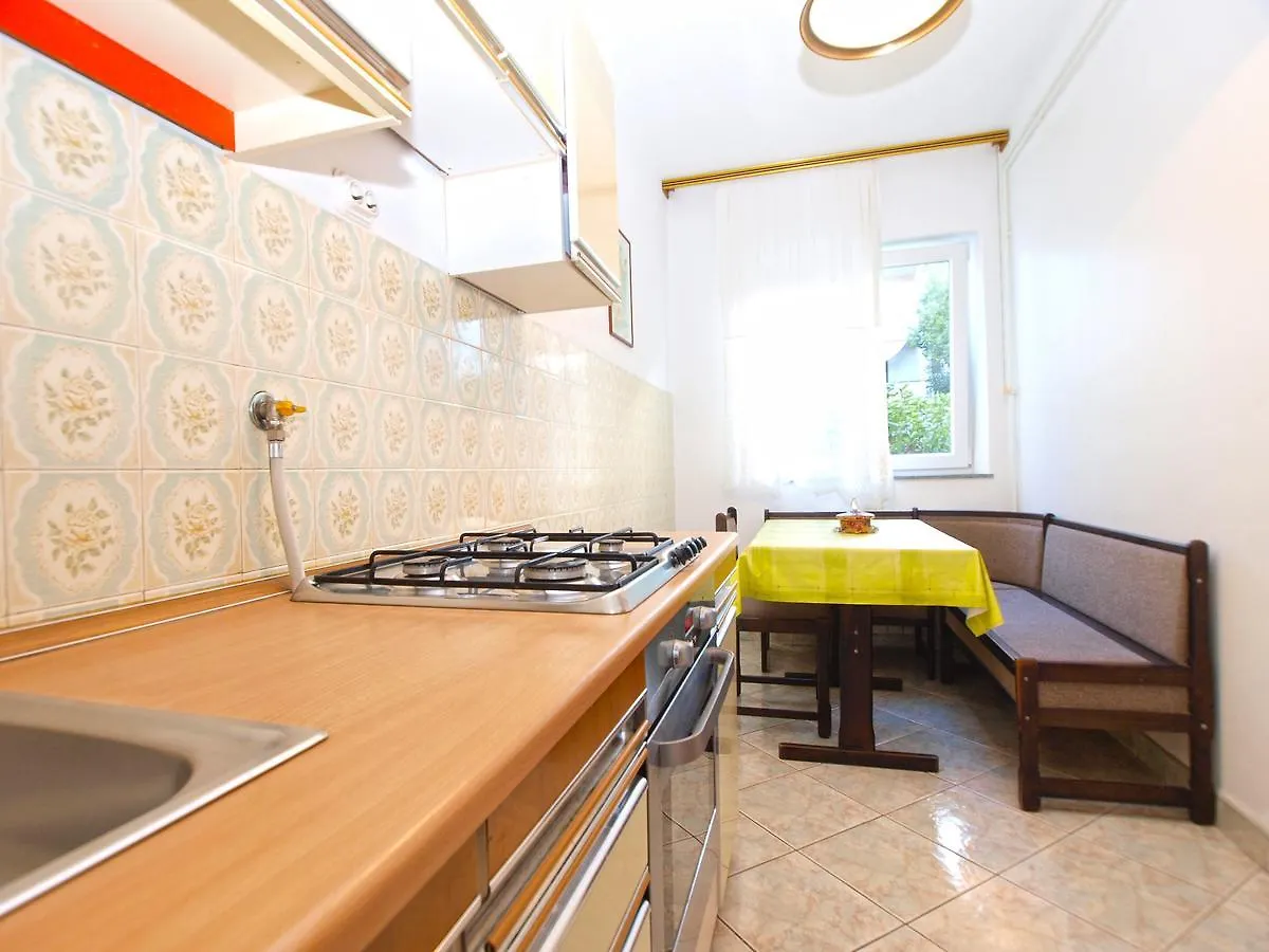 Apartments Branko 1348 Пула