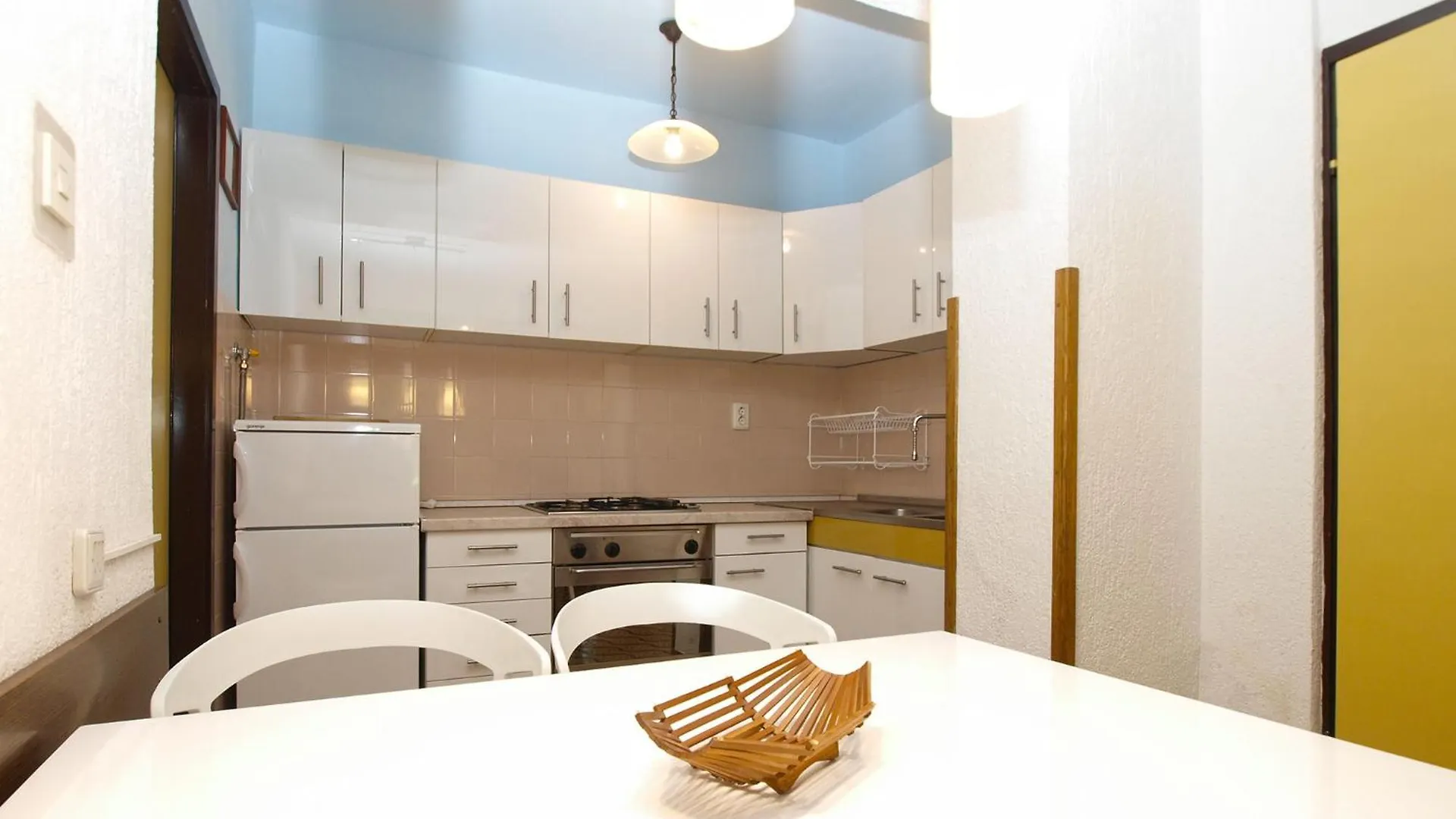 Apartments Branko 1348 Pula 0*,