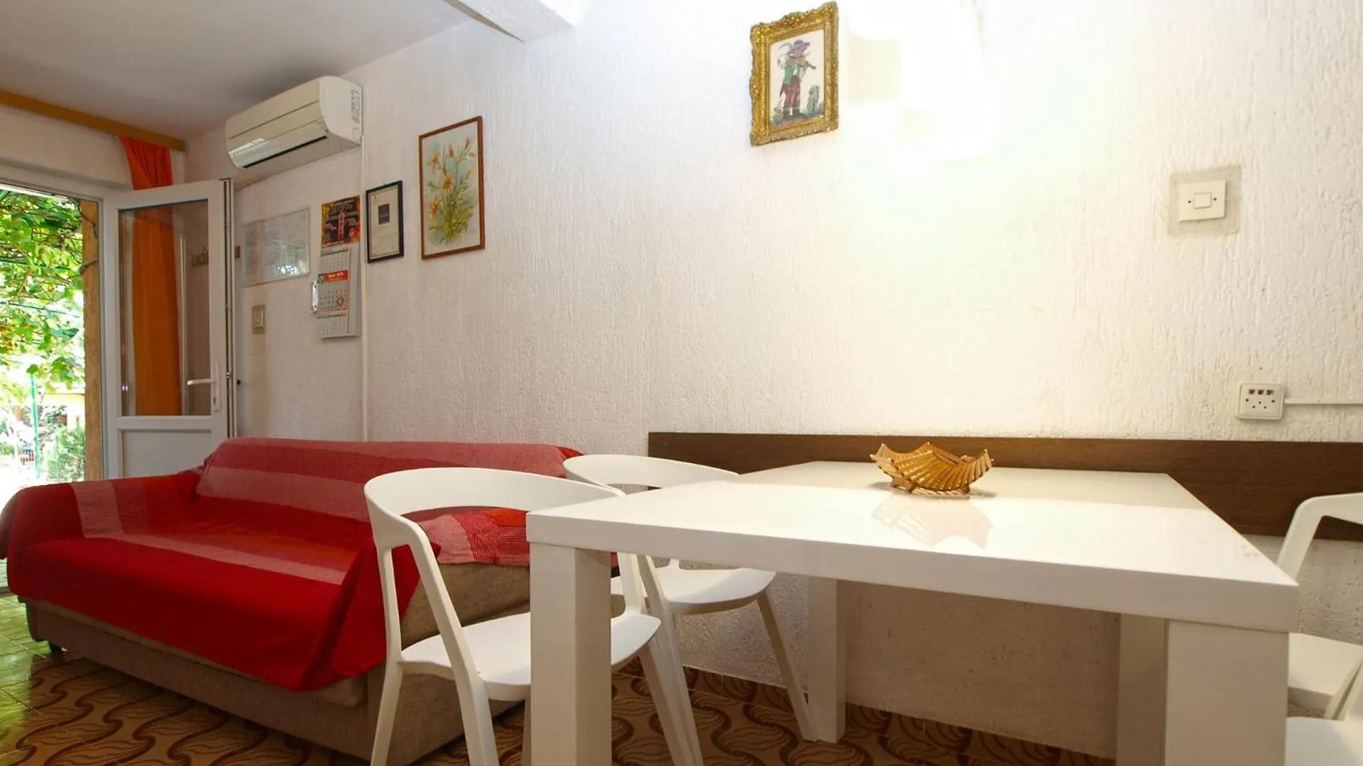 Apartments Branko 1348 Pula Croatia