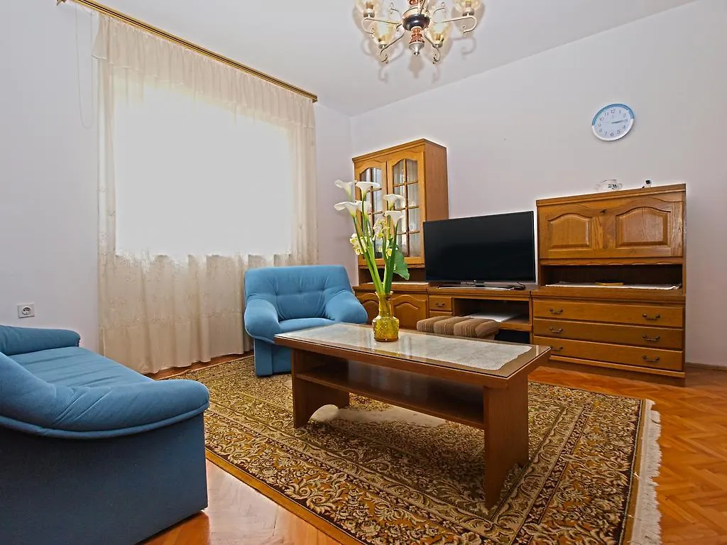 Apartments Branko 1348 Pula