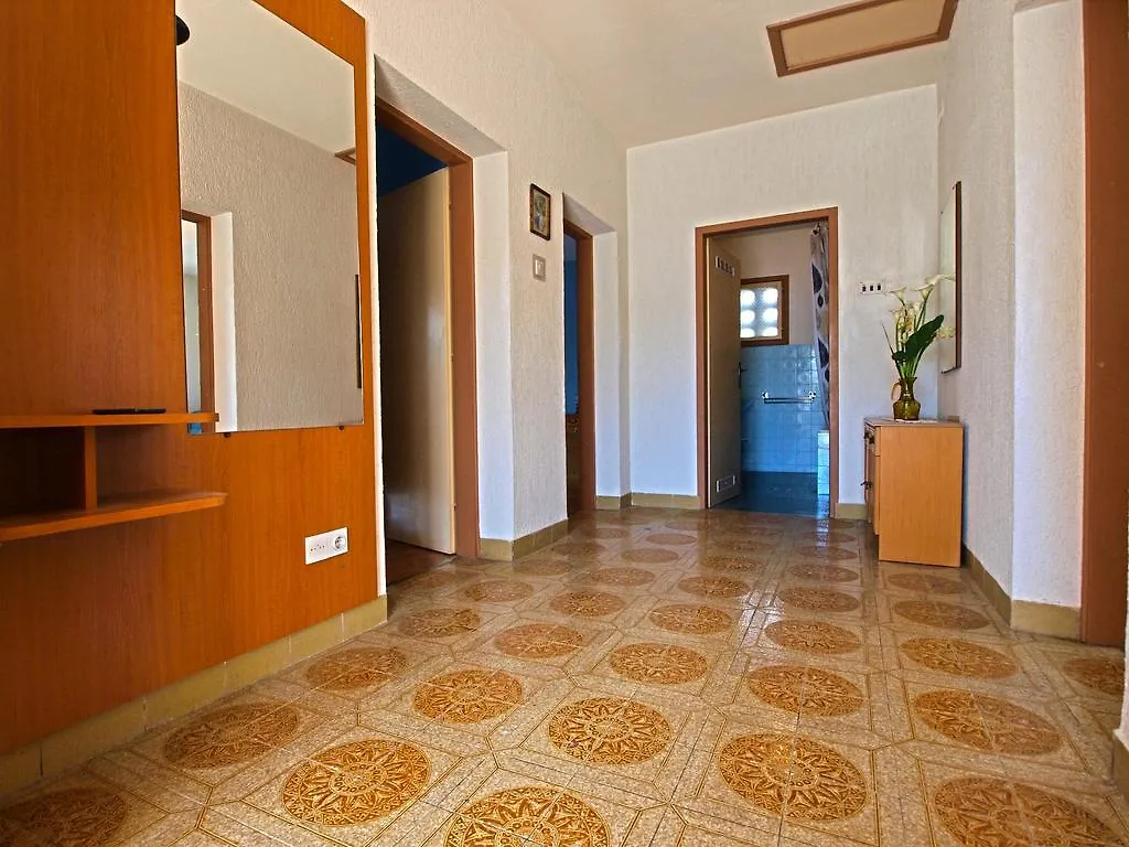 Apartments Branko 1348 Pula Croatia