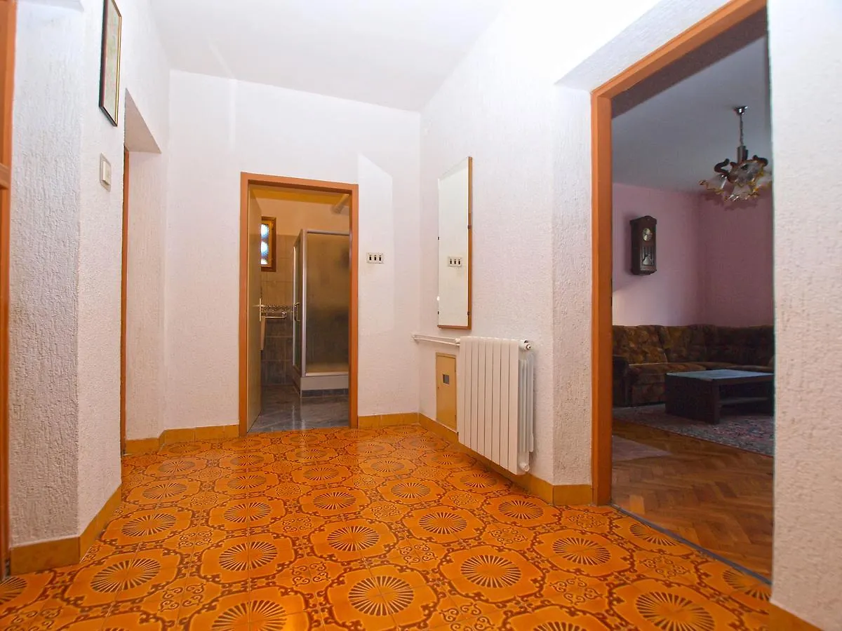 Apartments Branko 1348 Pula Croatia